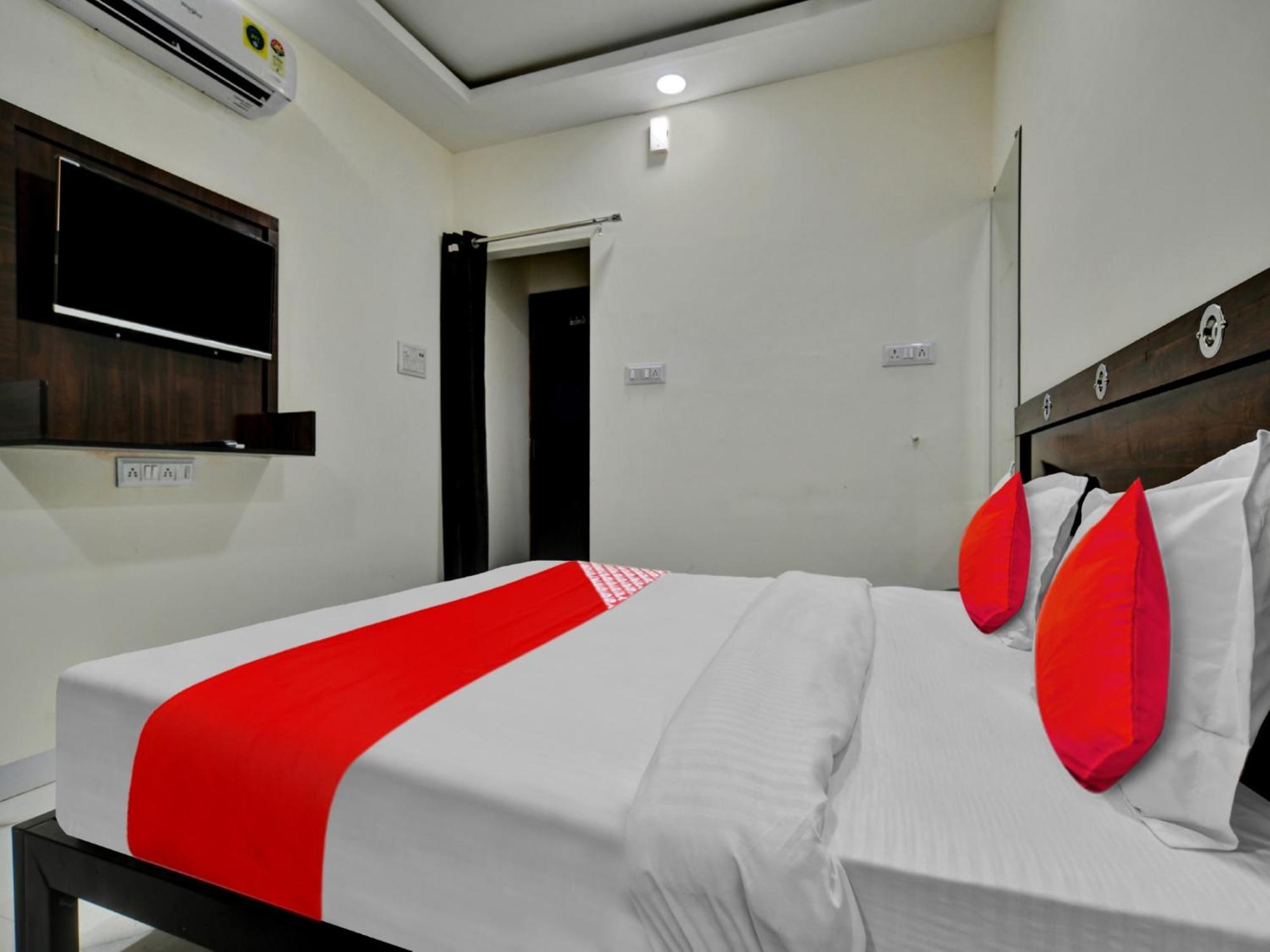 Oyo Hotel Dr Greens Indore Eksteriør bilde