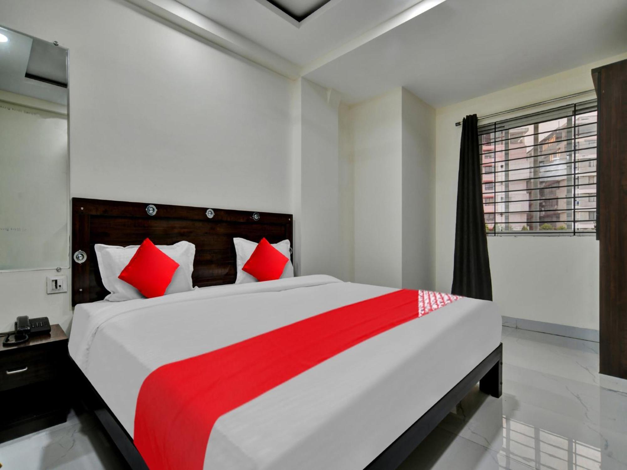 Oyo Hotel Dr Greens Indore Eksteriør bilde