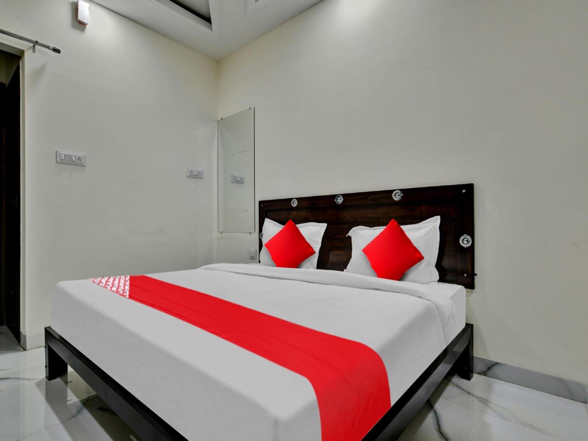 Oyo Hotel Dr Greens Indore Eksteriør bilde